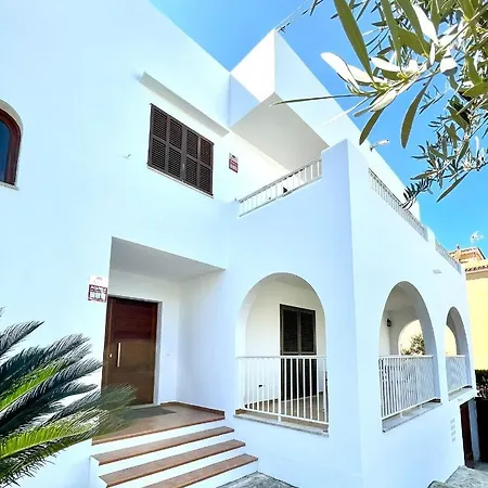 Blanca Villa *
